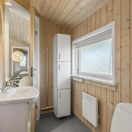 2 Bedroom Lovely In *